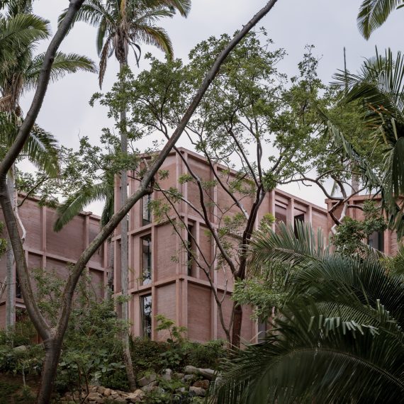 Rosa MoradaUn exclusivo desarrollo ubicado en un acantilado privado junto a la playa, que te brinda la oportunidad de descubrir una joya oculta en la costa del Pacífico mexicano.